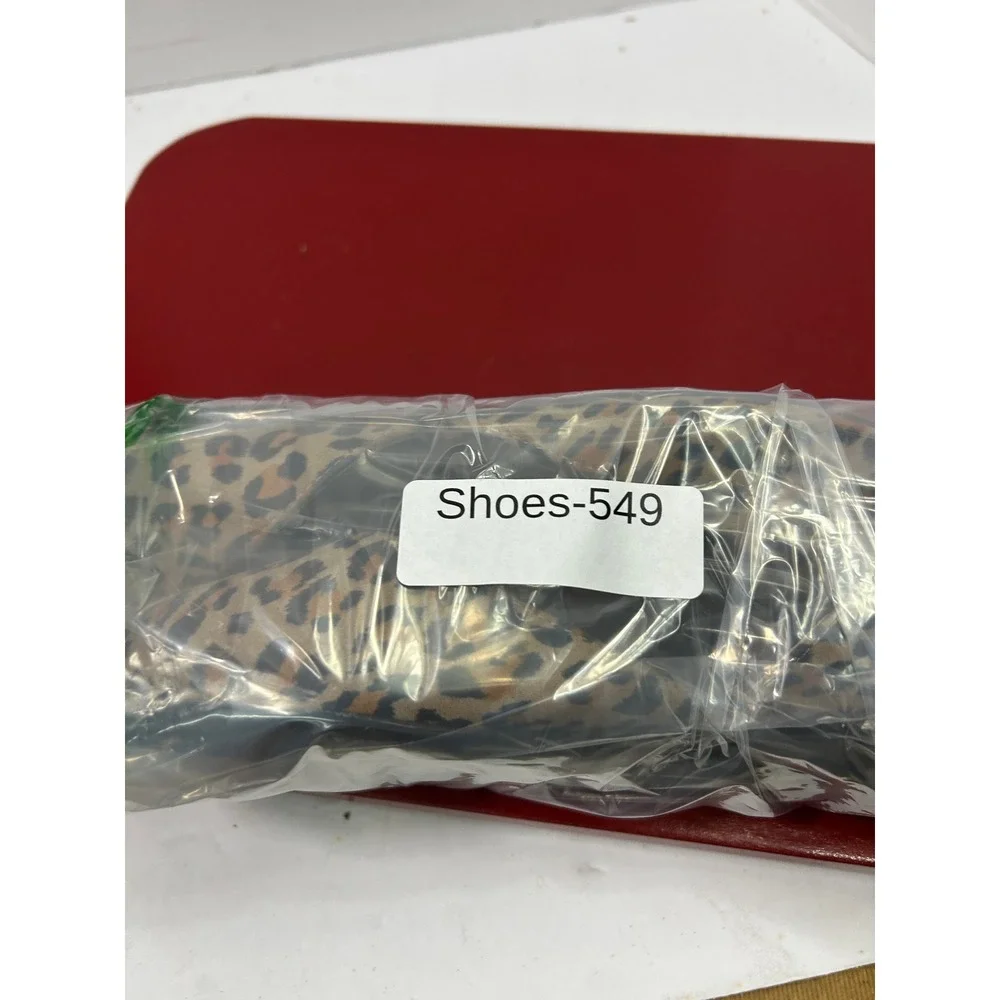 Refresh Leopard Print Flats 10 Tan Pointed Toe d'Orsay Chic Animal Print Office